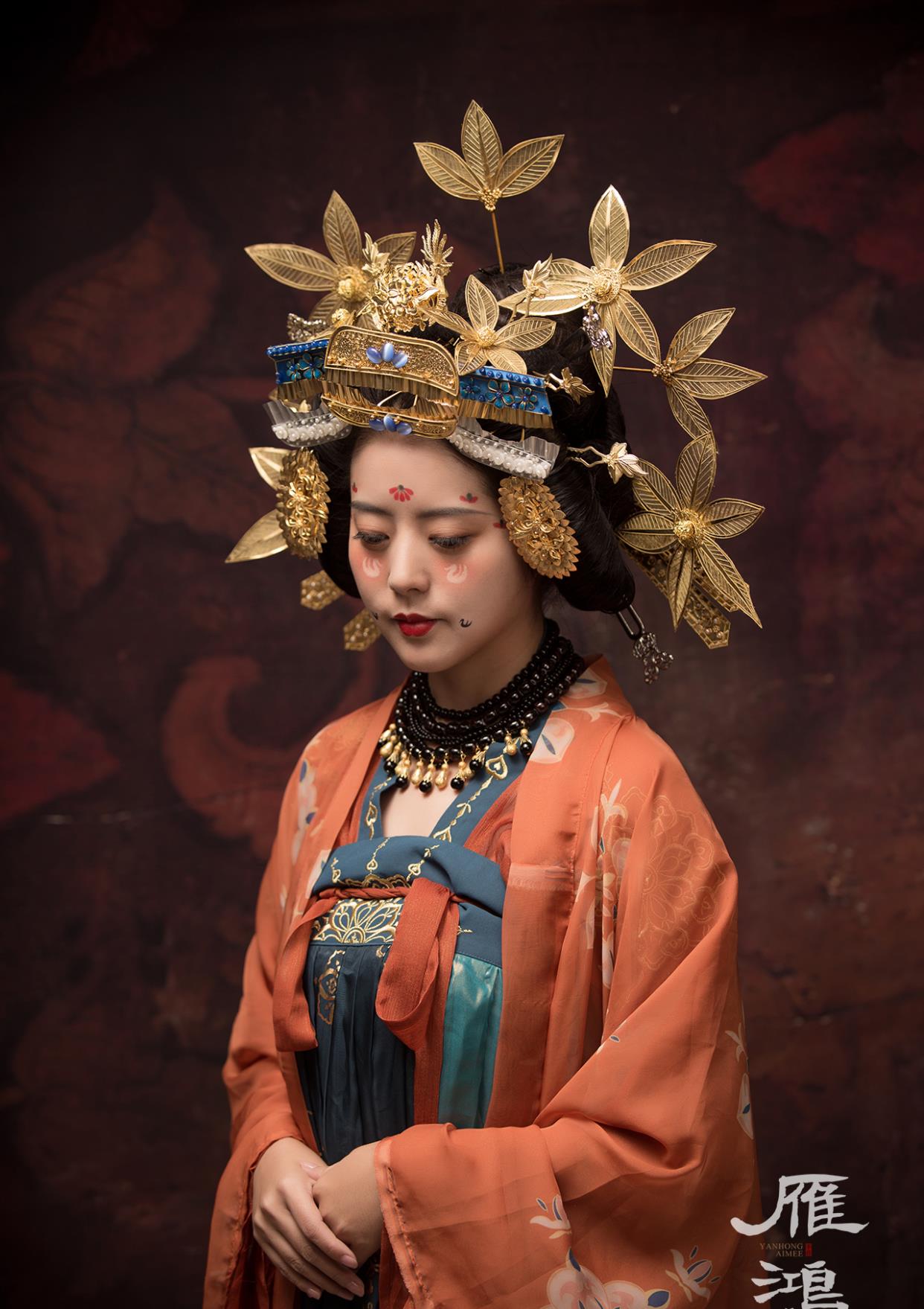 敦煌供养人,看手工娘还原敦煌壁画里的仙女|人像|敦煌壁画|敦煌_新浪新闻