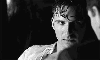 小伏地魔长成了帅男模含着金钥匙出生的他全家都是大明星基因这东西真