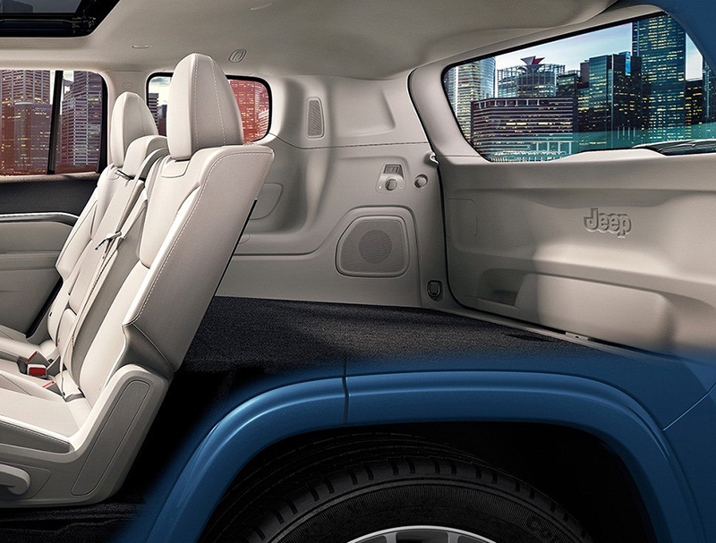 jeep指挥官正式上市 售25.98-31.58万元