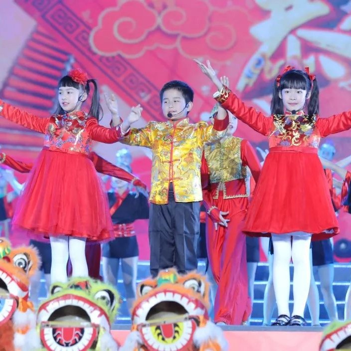 好嗨哟!少儿春晚达到了巅峰~|舞蹈|机顶盒|广播电视_新浪新闻