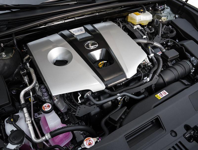 0l自然吸气发动机,匹配6at变速箱,最大功率123kw,最大扭矩199n·m;es