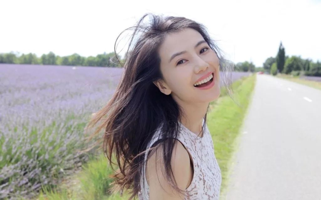 40岁高圆圆怀孕炸翻热搜,炫妻狂魔赵又廷:圆圆全天下第一美!