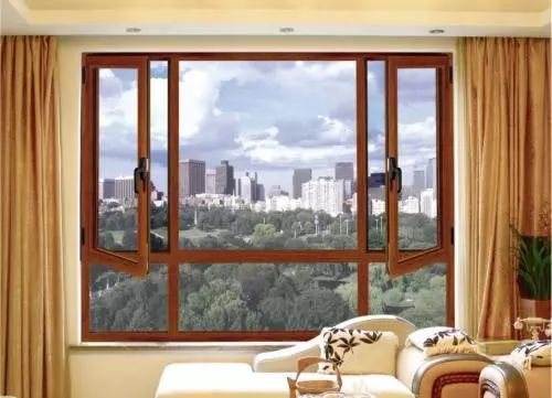 里按时开窗通风换气这样可有效降低室内病菌滋生的机率为室内补充氧气