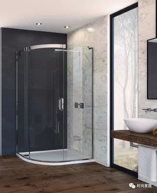 t台感卫浴地面,让你体验超模风范|地砖|木地板|卫浴_新浪新闻