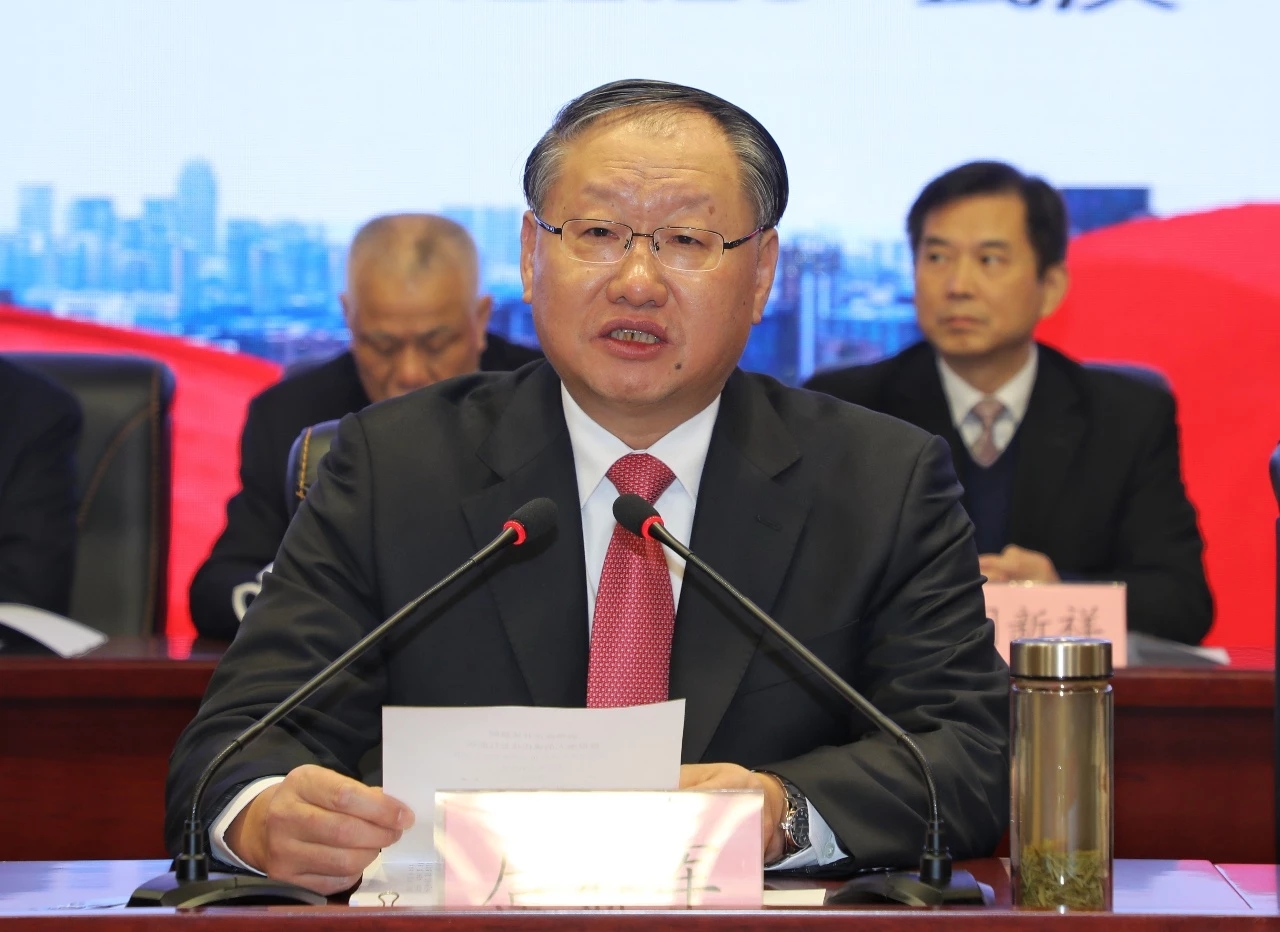 长航局高举改革开放旗帜建设强大的现代化长江航运图