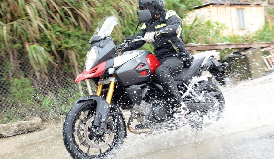 摩托车|车道|路面_新浪新闻