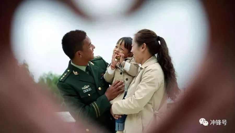 每个军娃,都是军爸军妈的"药神"|药神|战友|儿子_新浪新闻