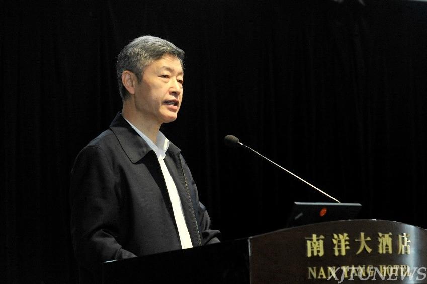 西安交大党委书记张迈曾,陕西省民政厅副厅长戈养年,陕西省教育厅副