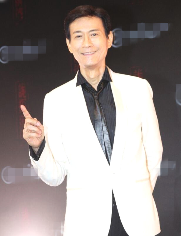 71岁郑少秋近照曝光 帅气不输年轻人(组图)