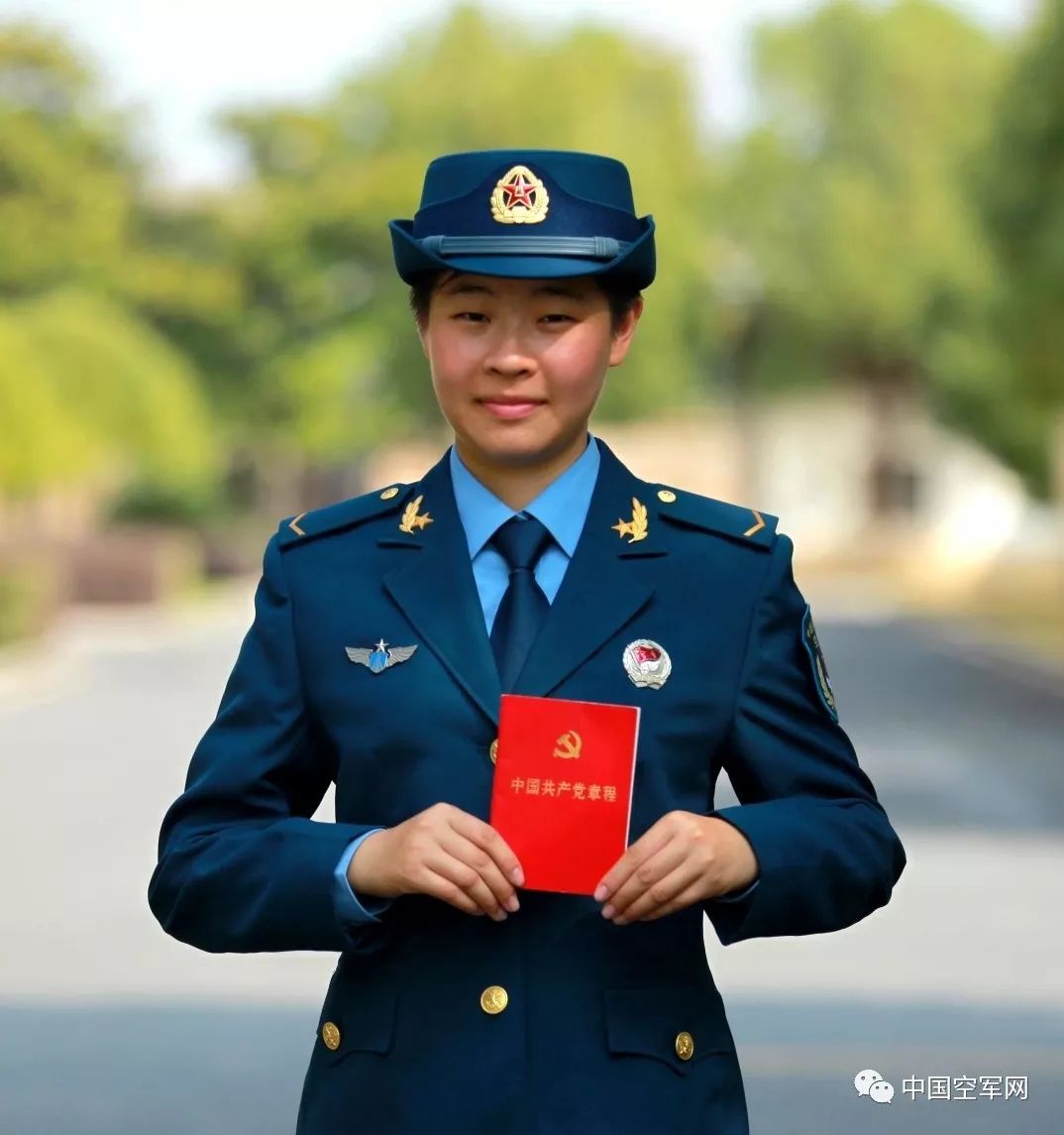空军69周年没有什么比在这一天成为一名真正的女兵更有意义