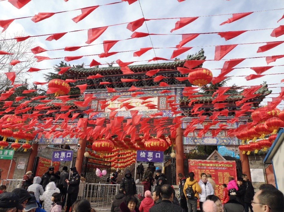 烟台毓璜顶庙会都说年味越来越淡,可是,也很难说得清那淡去的究竟是