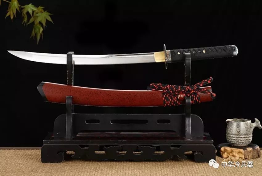 日本武士剖腹自杀用的刀,究竟是哪一种?|日本武士|剖腹|太刀_新浪新闻