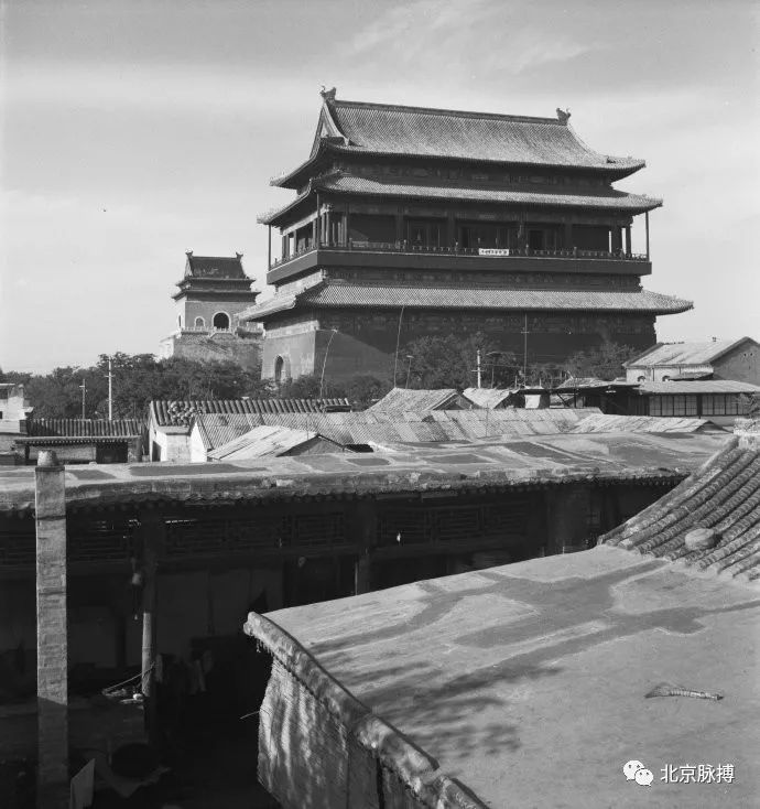 画说北京丨当你站在73年前的钟鼓楼上