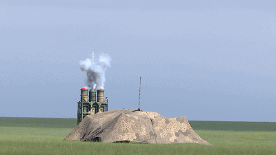 "的标准,将每个环节,每项内容,每个课目都放在逼真战场环境中加钢淬火