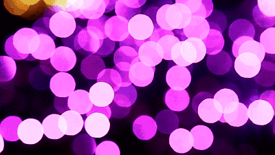 各位各位!除了巨浪谷让你过足瘾,晚上还有 超超超超美的灯光秀 !