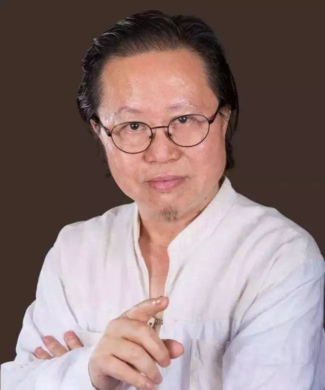 关注曹清华爱传万家唱响经典今日开播音乐大咖陈小奇担纲首期嘉宾