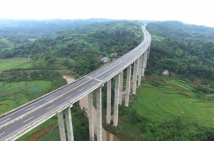 今年计划投资905亿!关系每个重庆人!