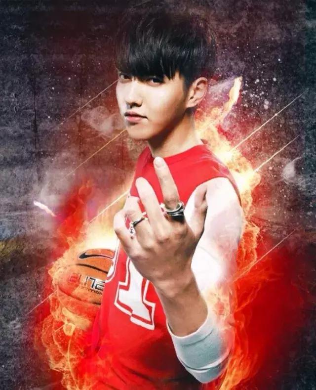 嘘|在球场上见到了吴亦凡、宁泽涛、布拉德皮