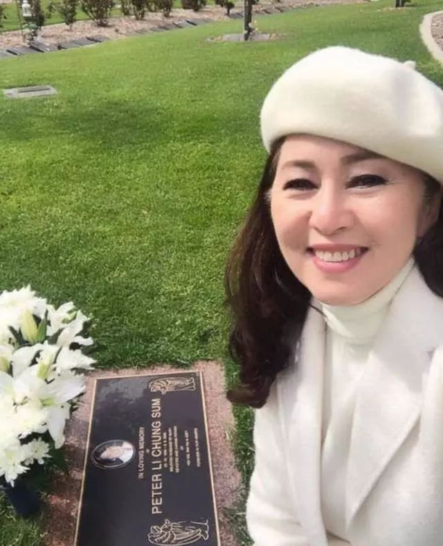 至于平时的生活张玛莉除了学习不断充实自己之余,更常保持心境开朗,她