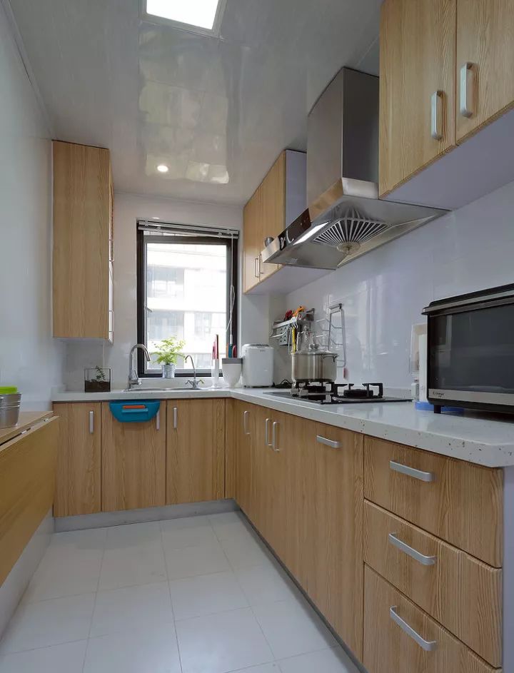 小厨房如何合理规划与设计?专业设计师帮你扩大1倍面积