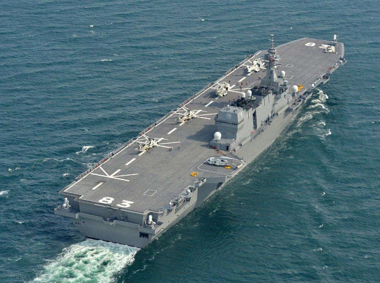 真把自己当"航母"了?出云号刚转正就和美英海军搞联合训练