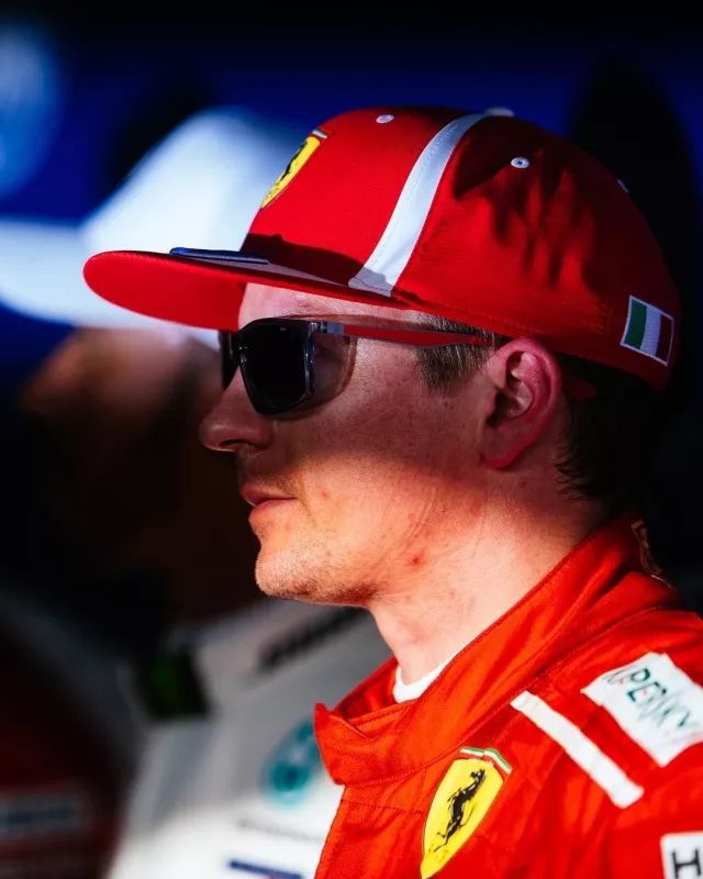 在速度艺术和真我型格之间遇见——雷朋 x 法拉利车队系列