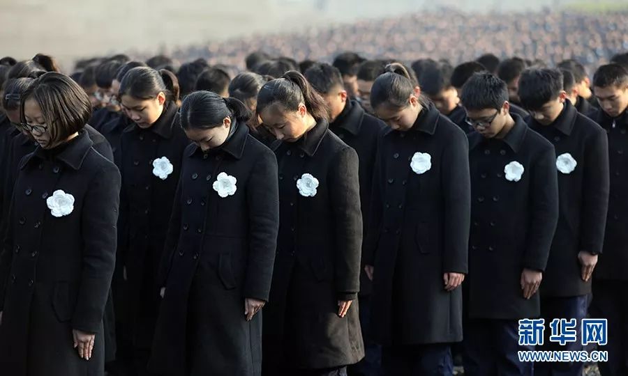 公祭日催泪漫画续集刷屏,小女孩原来有这样一个结局