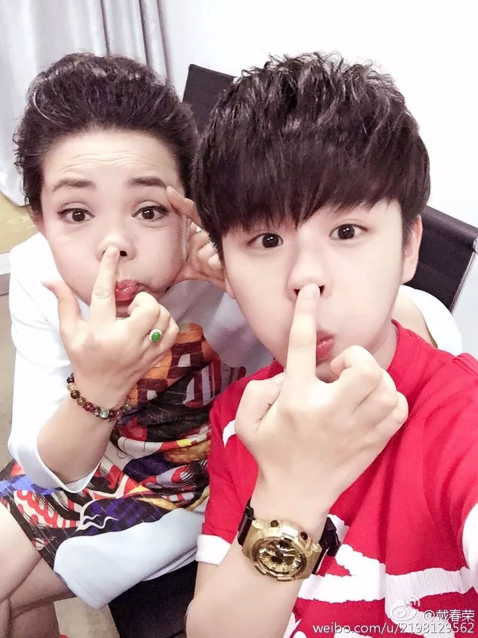 郝洛钒|郝杰|戴春荣_新浪新闻