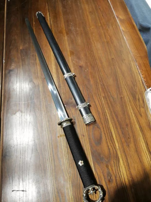 性能强悍利于砍杀古朴大气的破虏环首剑