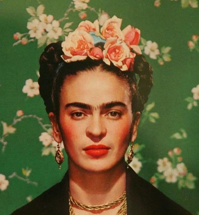 碧昂丝的vogue九月刊是对中华土味的一次致敬吗?