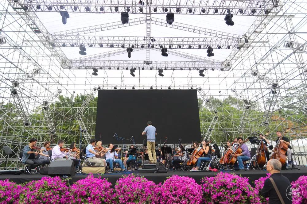 音乐节只有三天很可惜今天就是最后一天咯11月18日15时澳大利亚管弦