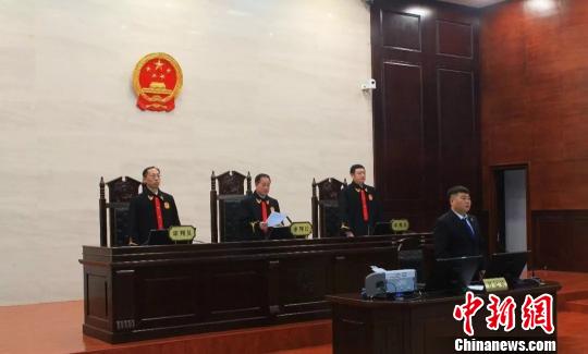 山东省泰安市中级人民法院18日公开宣判山东钢铁集团有限公司党委委屈员、副总经理蔡漳平受贿、腐败案。 泰安中院供图