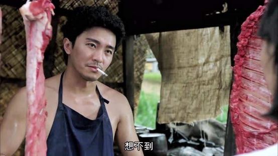 "你那忧郁的眼神,唏嘘的胡碴子,神乎其技的刀法,还有那杯dry martine