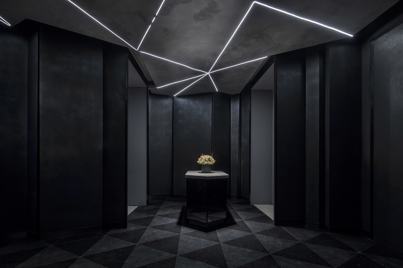 上海佘山世茂深坑洲际酒店室内设计 / ccd香港郑中设计事务所