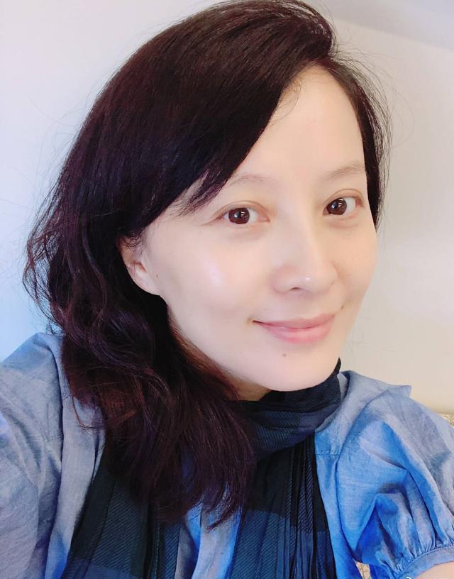 《情深深雨蒙蒙》可云气质优雅,《少年包青天》庞飞燕更是少女脸