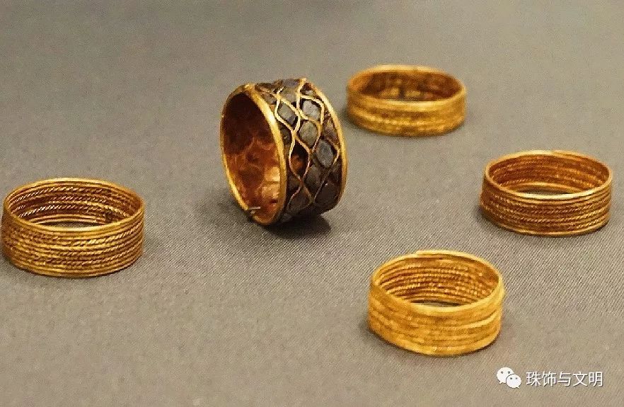古代黄金艺术的第一次巅峰:苏美尔人的黄金|博物馆_新浪财经_新浪网