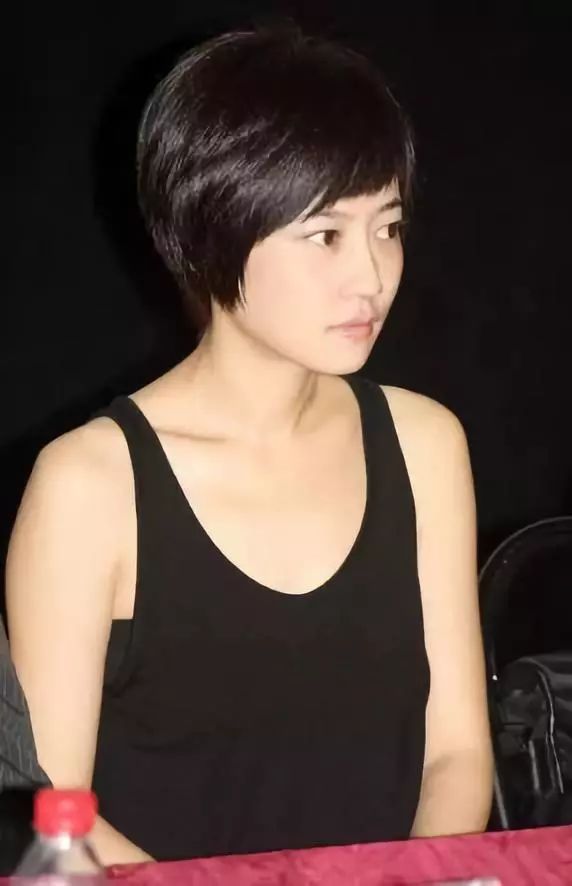 甄嬛说的温柔贤淑,到了谭卓这里怎么有点"浮夸"?