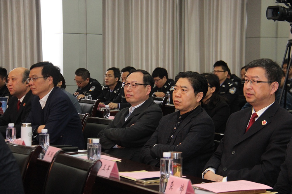 本次比赛的评委有:海陵区人民政府副区长,公安海陵分局费志民局长