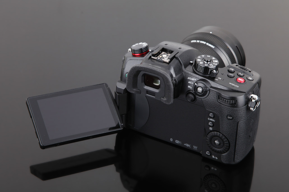 专注视频新旗舰 松下gh5s机身细节点评