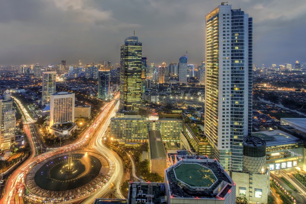 雅加达夜景  图源：《雅加达邮报》