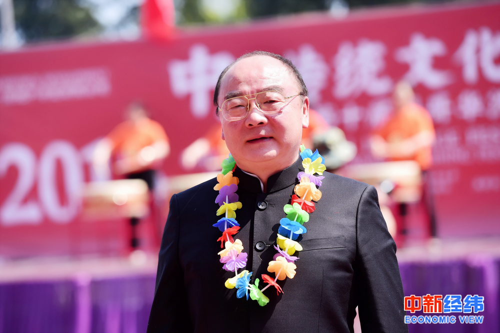 【40年·华商影响力】常钰:团结华人力量,让加