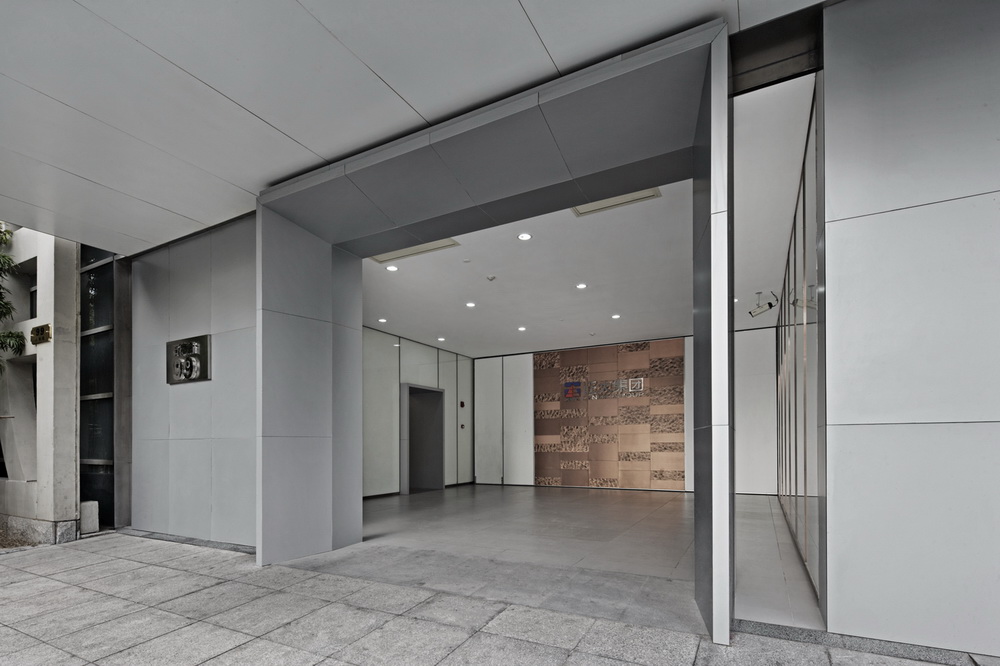 上海证大集团有限公司总部办公室 / 上海善祥建筑设计