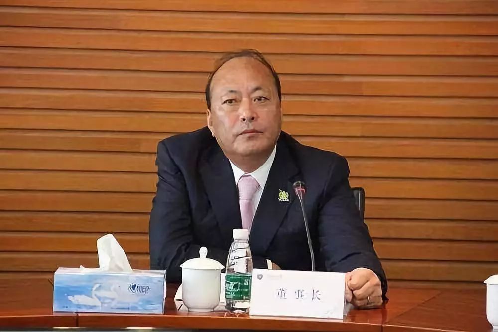 消失的天津首富:送员工宝马,游艇,飞机,6500人同游法国