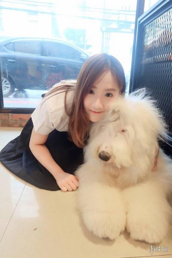 泰国医学系清纯学生妹制服诱惑 穿上白袍一整个仙气炸裂!_八卦趣闻_新