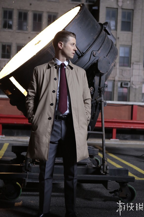 《哥谭》第6季将是最终季 少爷穿上蝙蝠战甲大战小丑