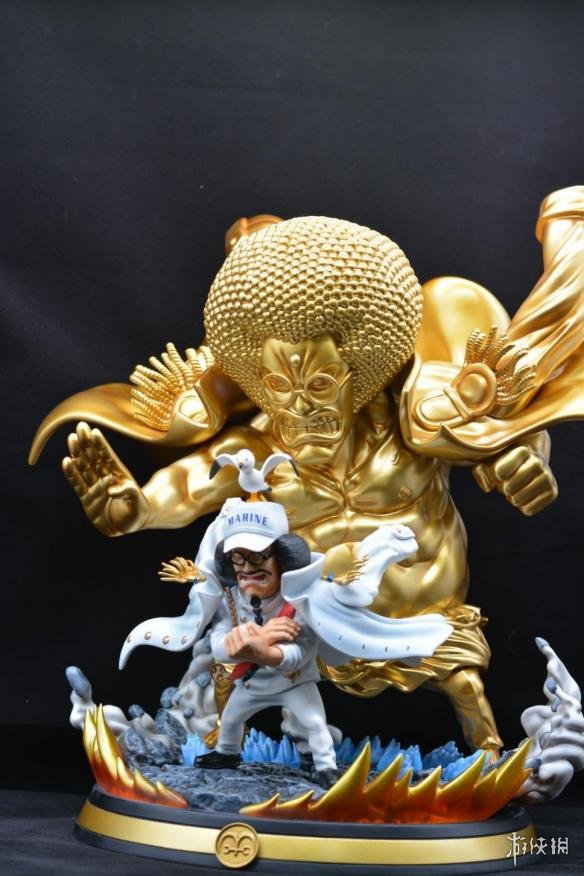 bbt《海贼王》战国手办开箱:金色大佛实在太抢眼!