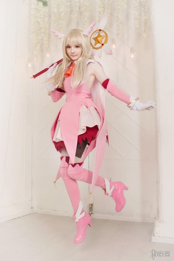 俄罗斯美女coserrocksylight美照种族天赋让人向往