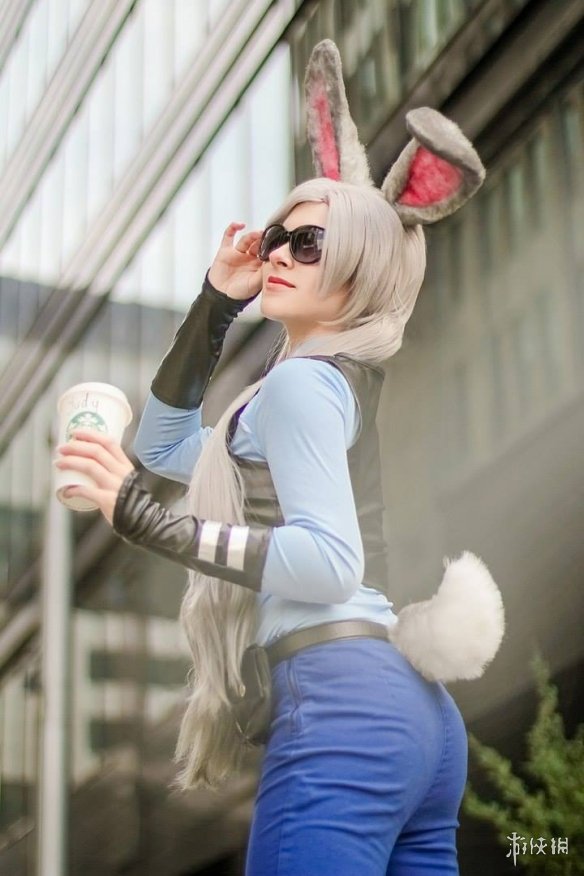 俄罗斯小姐姐《超级马里奥》库巴姬cos 细节完美极致还原