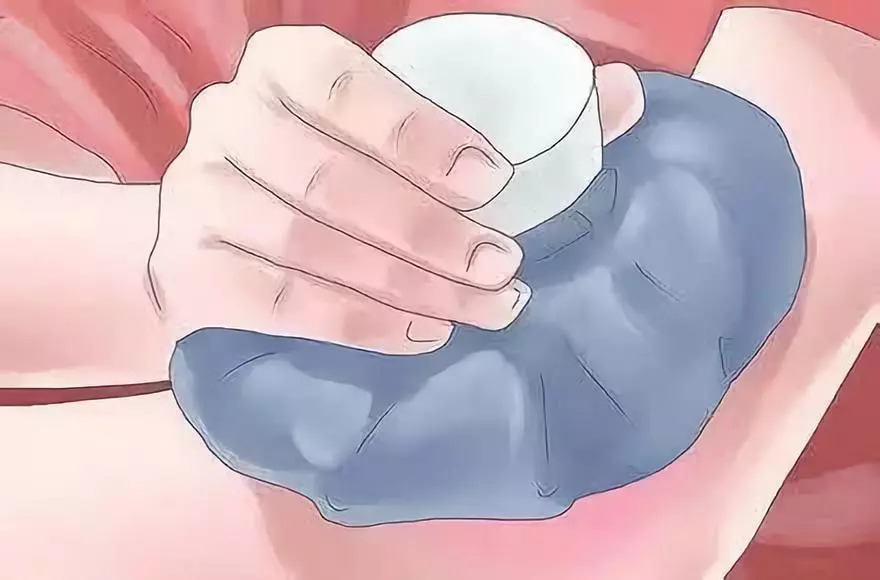 什么时候该冷敷什么时候该热敷怎样冷敷或热敷才合适呢