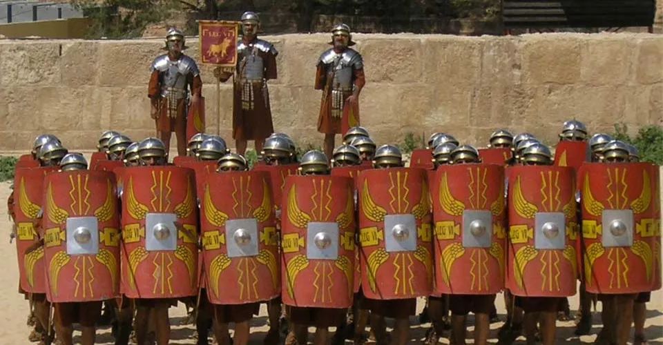 居然没死|轻武专栏|武器|爆炸|盾牌_新浪新闻